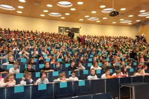 600 junge ForscherInnen besuchten die AAU | Foto: aau/Hoi