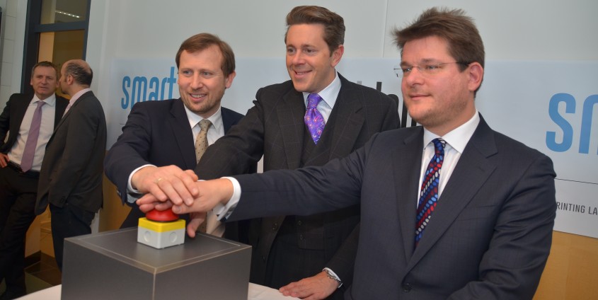 Eröffnung des Smart Lab Carinthia (von links: Erich Schwarz, Harald Mahrer und Oliver Vitouch) | Foto: aau/Marinelli