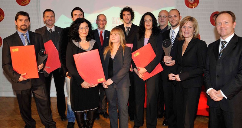 Die Kärntner PreisträgerInnen mit Hans Schönegger (KWF), Christa Kranzl (bm:vit) und weiteren VertreterInnen der Veranstalter | Foto: DeSt/Wien