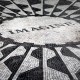 The Imagine mosaic dedicated to John Lennon at Strawberry Fields in Central Park, New York City | Foto: kmiragaya/Fotolia.com