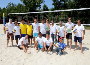 Projekttag "Sports with Refugees" - Beachvolleyball und Beachtennis | Foto: usi/QSpictures