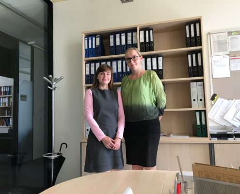 PhD student Olga Trunova and teaching assistent Ines Komar, picture: Rondo-Brovetto P.