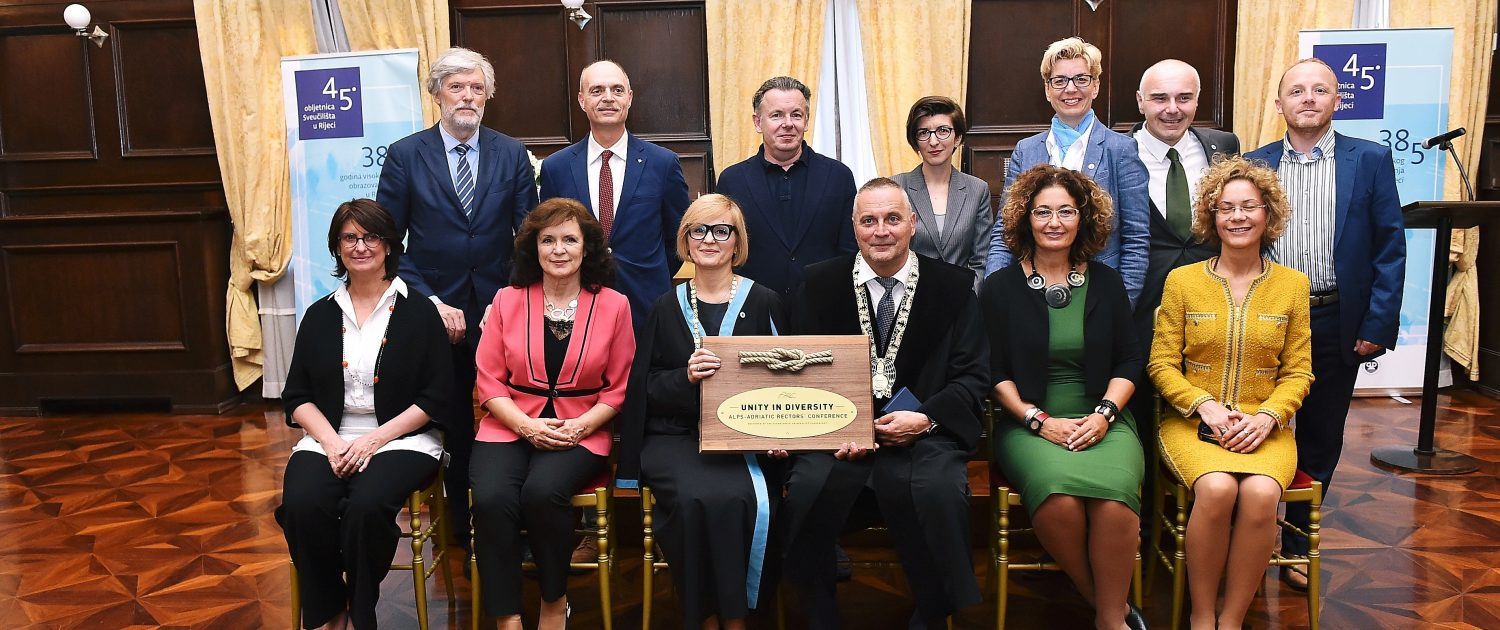 Übergabe der 'presidency' von der Universität Györ an die Universität Rijeka