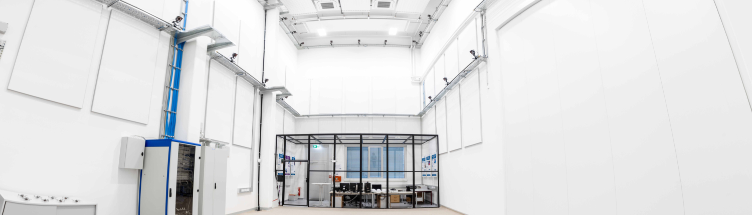 Drohnenhalle | Foto: aau/Waschnig