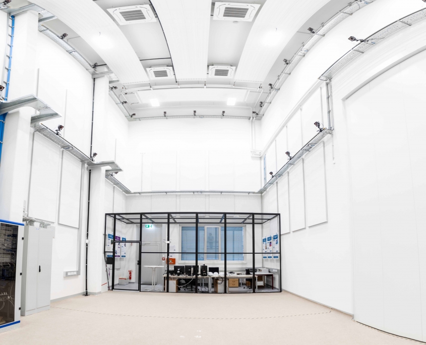 Drohnenhalle | Foto: aau/Waschnig