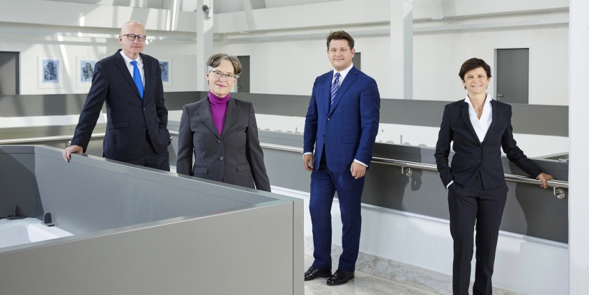 Rektorat: Reinhard Stauber (Personal & Infrastruktur), Martina Merz (Forschung), Oliver Vitouch (Rektor), Doris Hattenberger (Lehre)