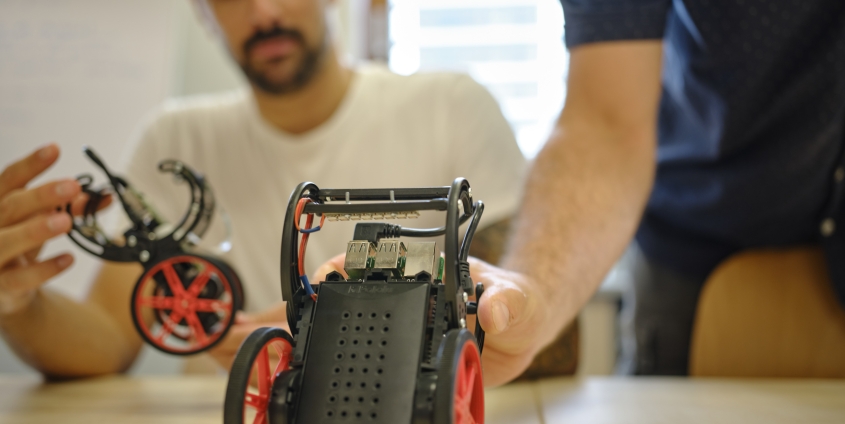 Technik-Studierende erforschen Balboa Roboter
