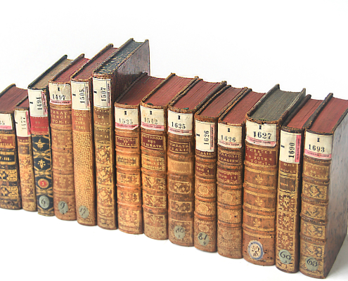 Auswahl an Theaterliteratur aus der Sammlung Goëss der Universitätsbibliothek Foto
