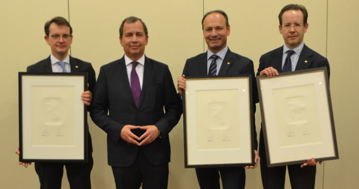 Verleihung der Ehrenzeichen der Rechtsanwaltskammer Kärnten, von links: Stefan Perner, Gernot Murko, Gerhard Baumgartner, Christoph Kietaibl