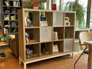 LV-Lounge in der Bibliothek, Leseecke für Tutor:innen und Mentor:innen