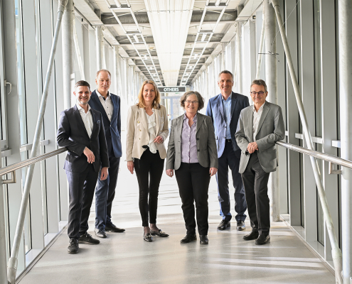 University meets Industry - v.l. Wolfgang Pucher, Clemens Heuberger, Claudia Mischensky, Martina Merz, Bernhard Rinner und Hermann Hellwagner
