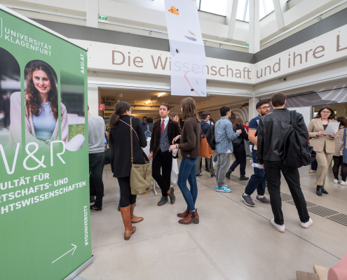 Das Karriere-Event des OECD an der Universität Klagenfurt stieß auf großes Interesse.