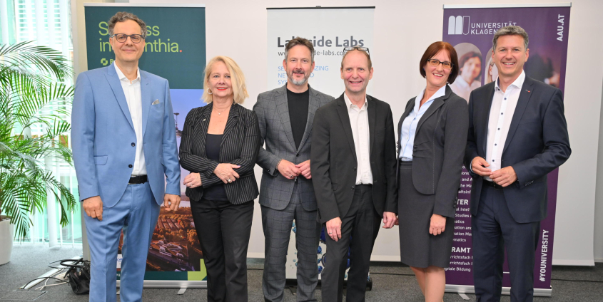 Christian Bettstetter, Ada Pellert, Markus Hornböck, Andreas Kercek, Claudia Prüggler & Daniel Fellner (v.l.n.r.)