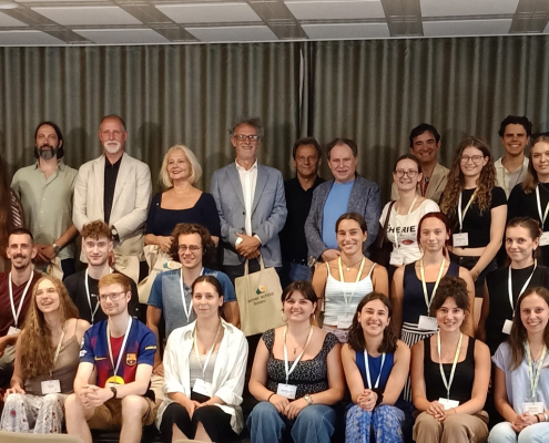 Sommerkolleg Bovec 2026: Gruppenbild der Eröffnungsfeier Sommerkolleg Bovec 2026: Gruppenbild der Eröffnungsfeier